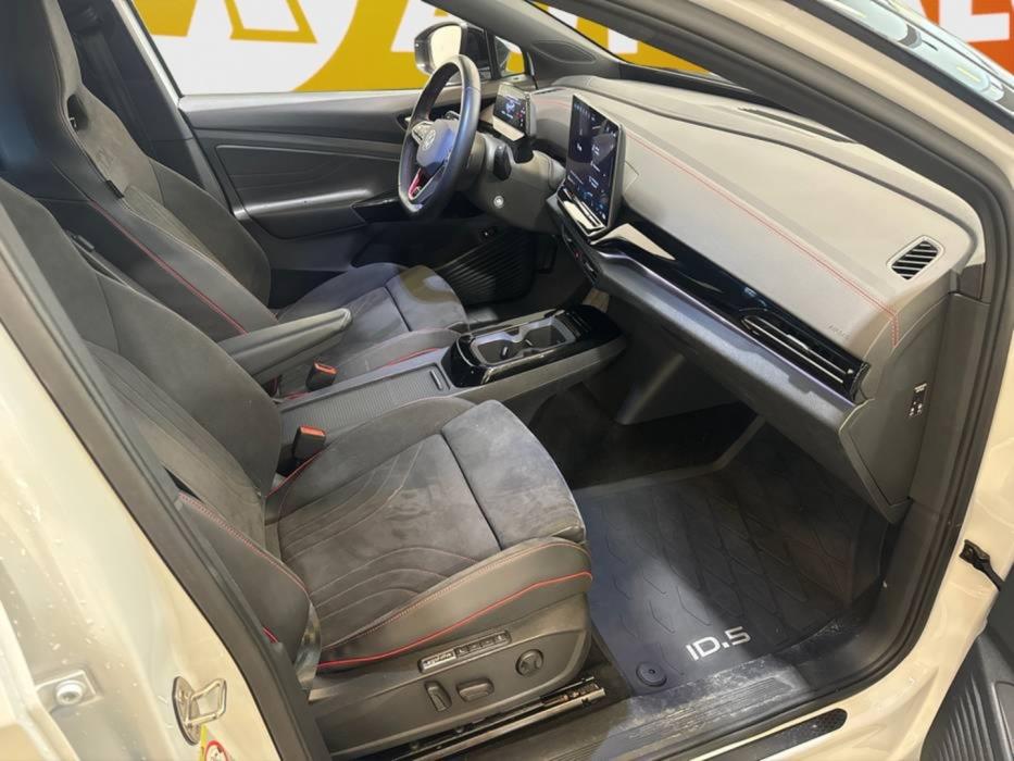 VOLKSWAGEN ID.5 2024