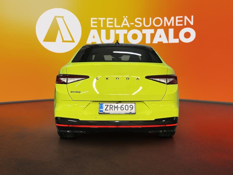 SKODA Enyaq 2024