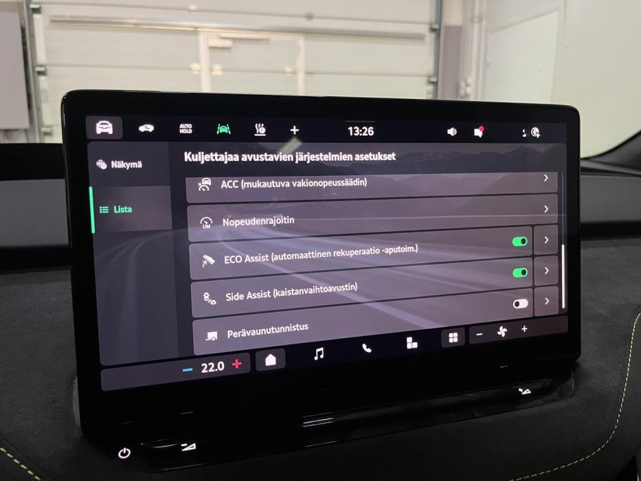 SKODA Enyaq 2024