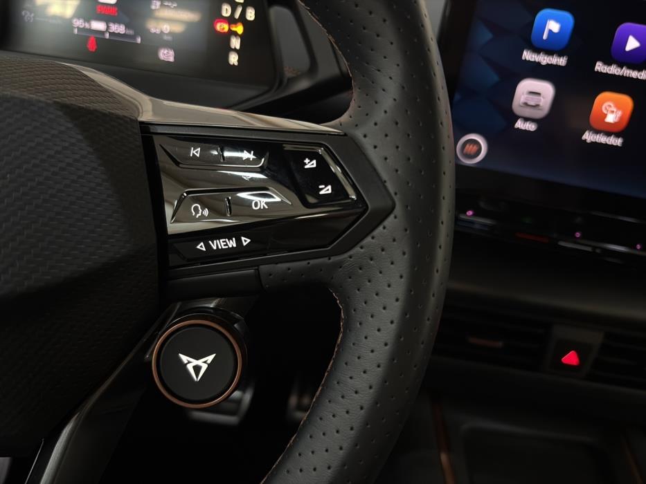 CUPRA Born 2023