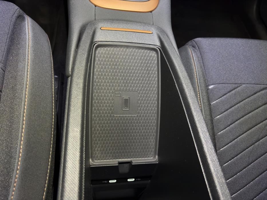 CUPRA Born 2023