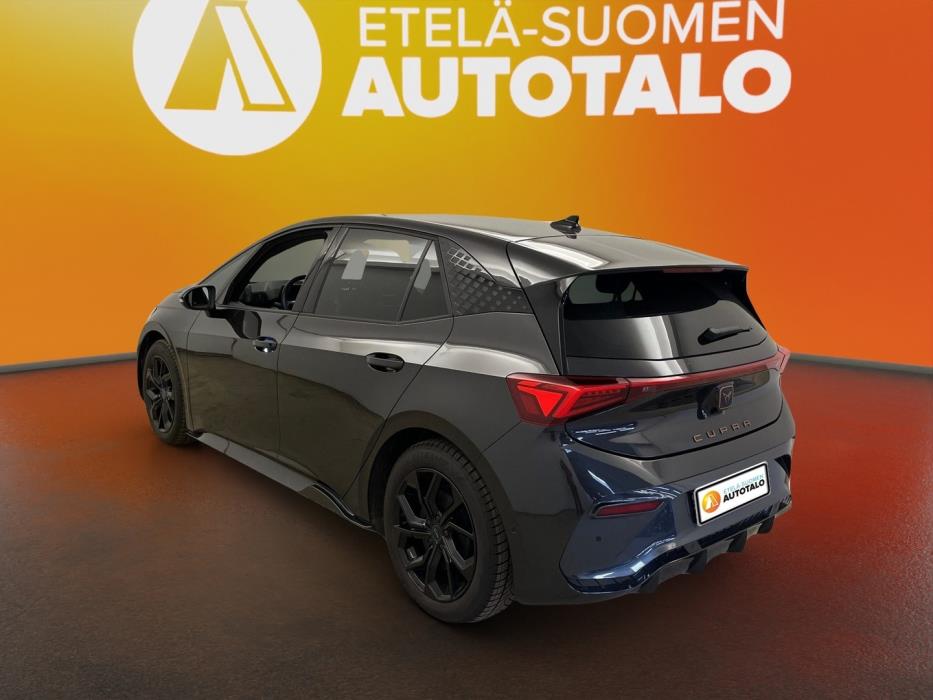 CUPRA Born 2023