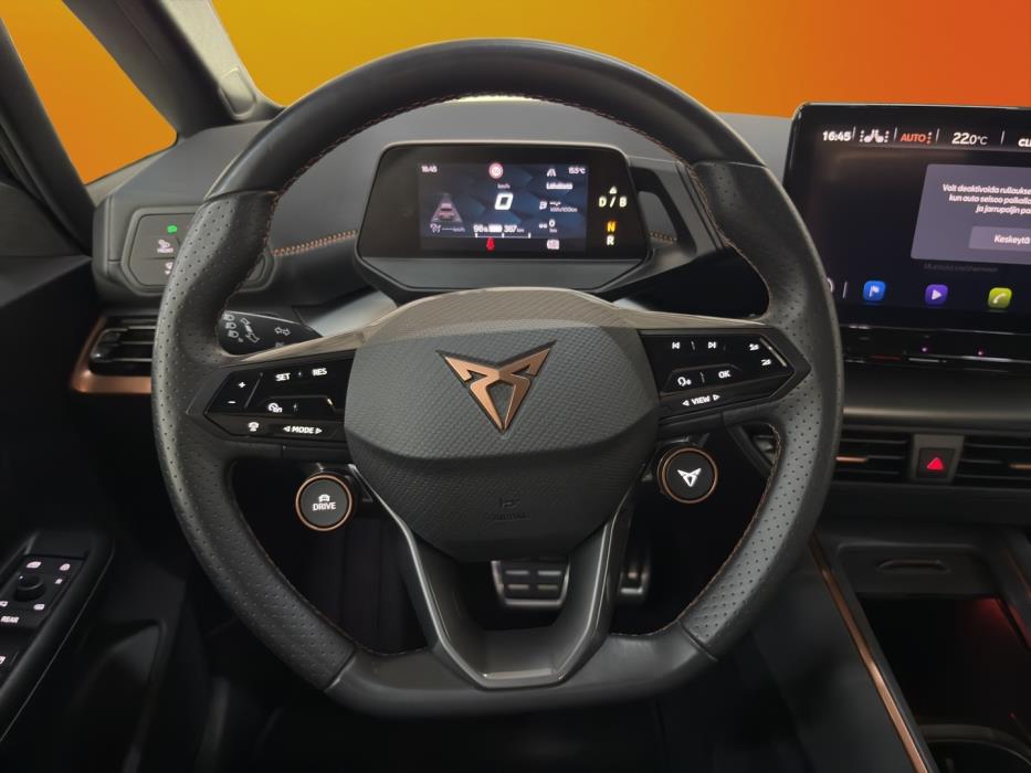 CUPRA Born 2023