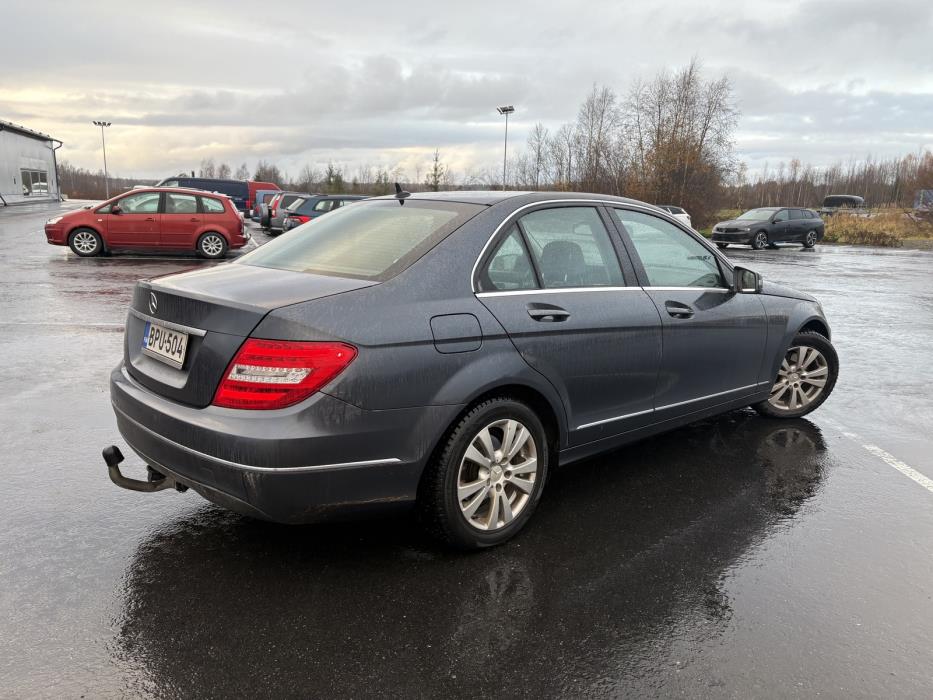 Mercedes-Benz C 2012