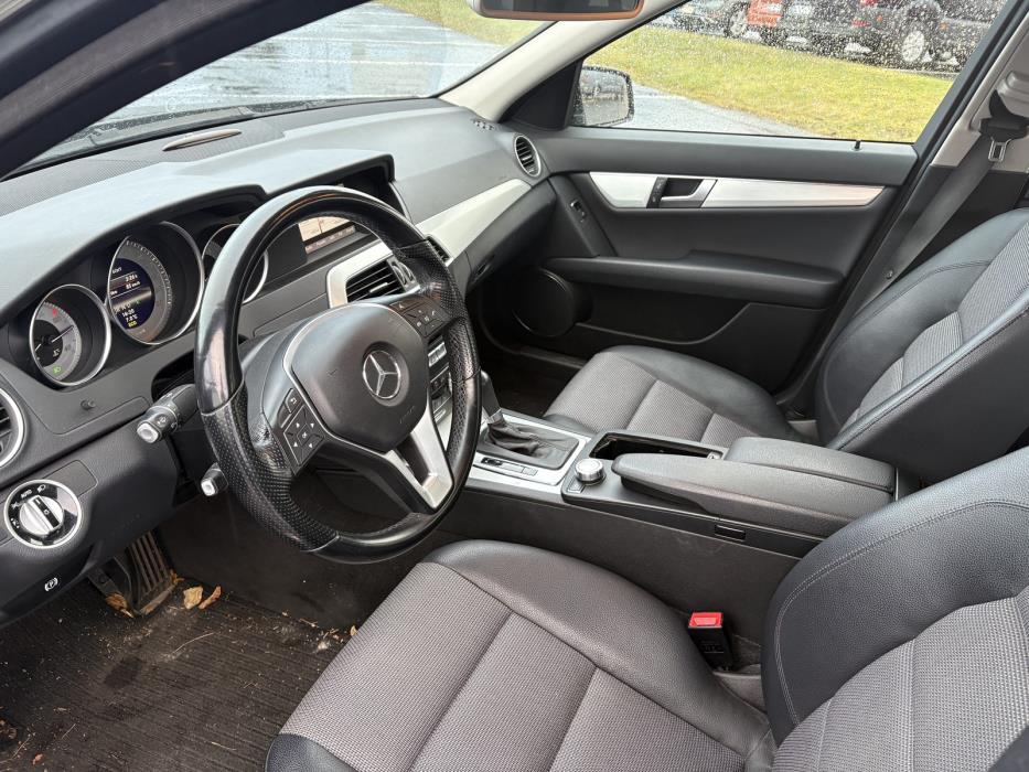 Mercedes-Benz C 2012