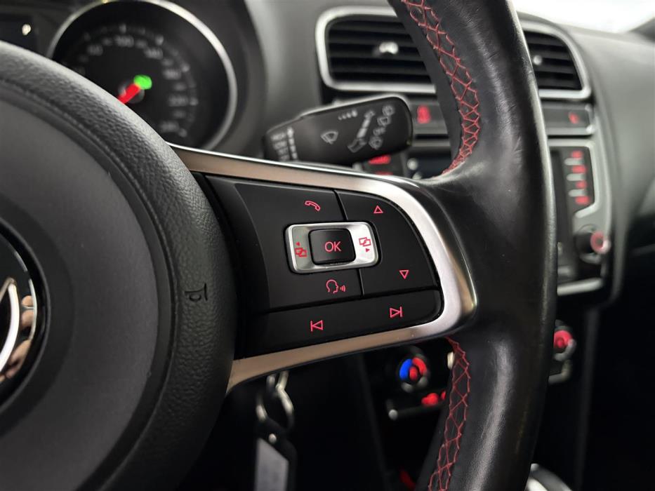 Volkswagen Polo 2015