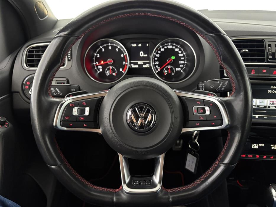 Volkswagen Polo 2015
