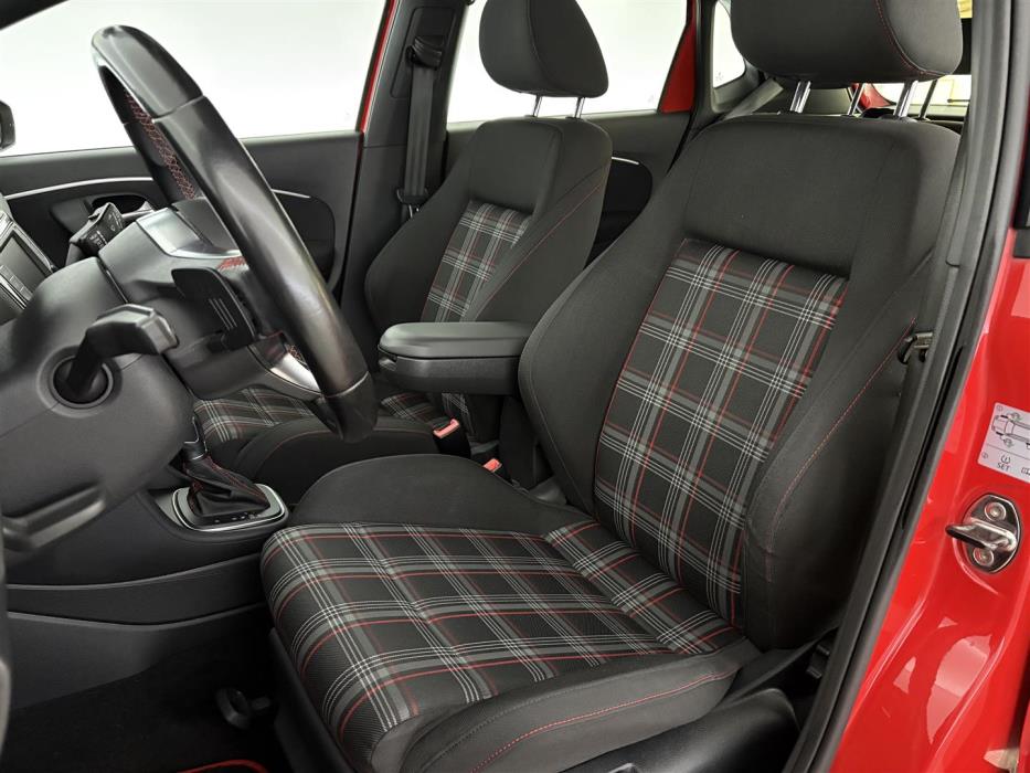 Volkswagen Polo 2015