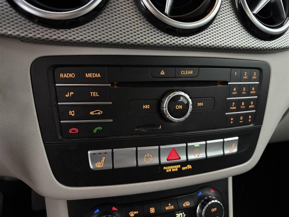 MERCEDES-BENZ B 2015