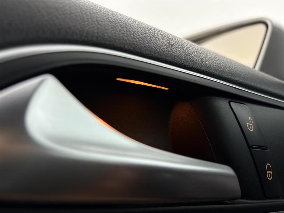 MERCEDES-BENZ B 2015