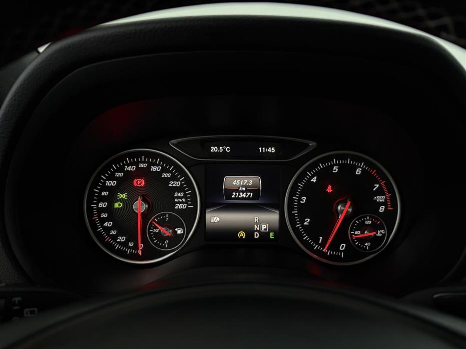MERCEDES-BENZ B 2015