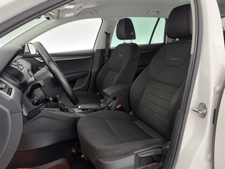 SKODA Octavia 2015