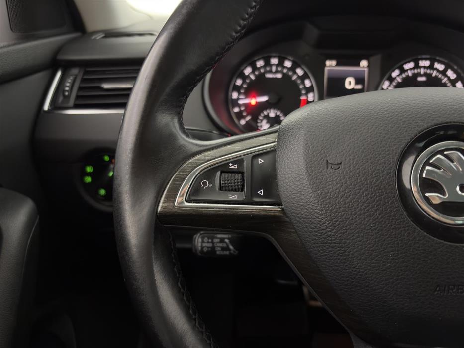 SKODA Octavia 2015