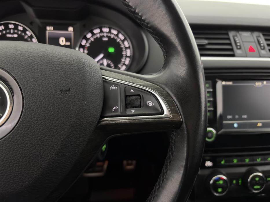 SKODA Octavia 2015