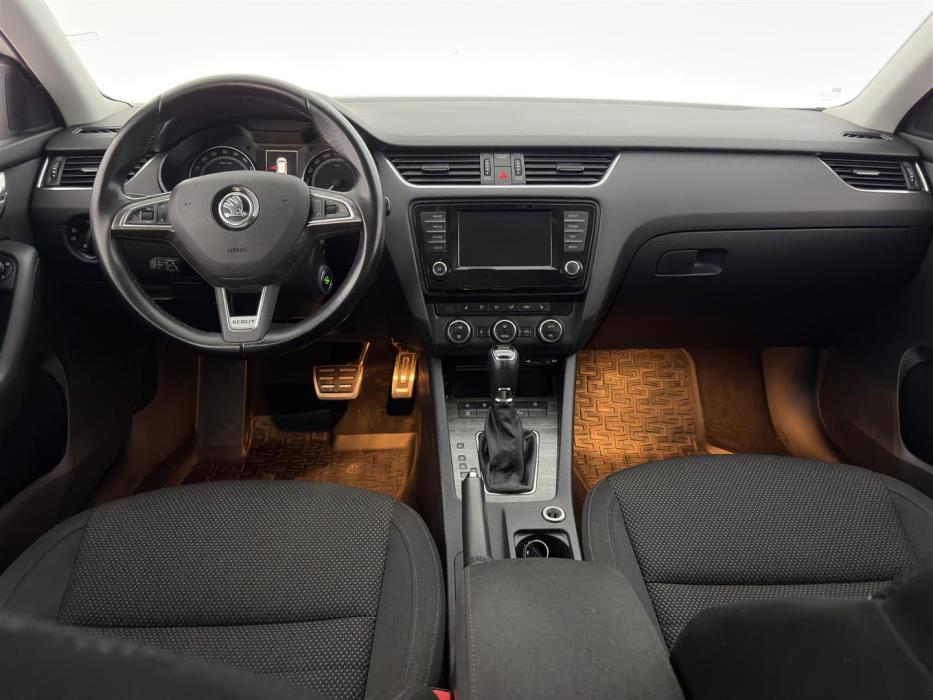 SKODA Octavia 2015