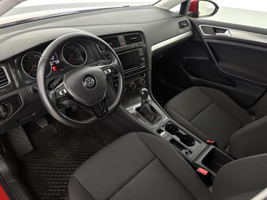 VOLKSWAGEN Golf 2019