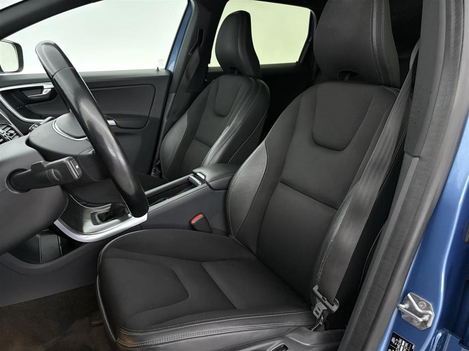 VOLVO XC60 2015