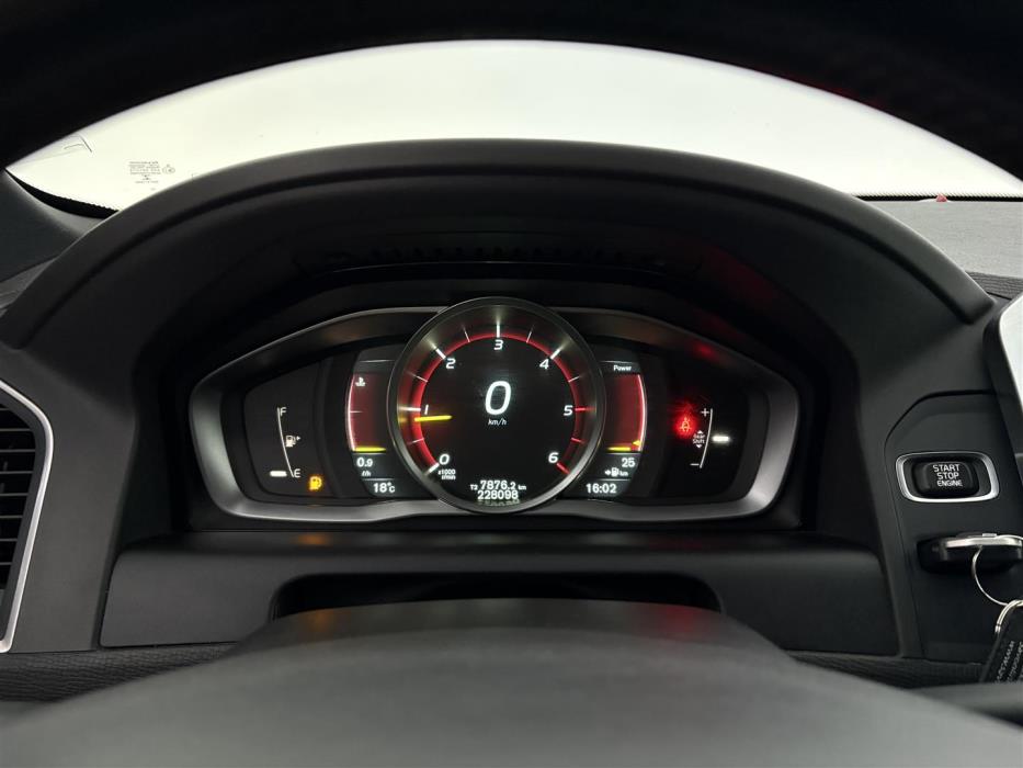 VOLVO XC60 2015