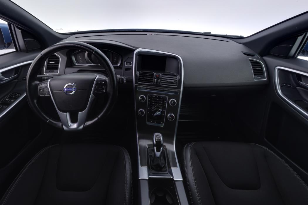 VOLVO XC60 2015