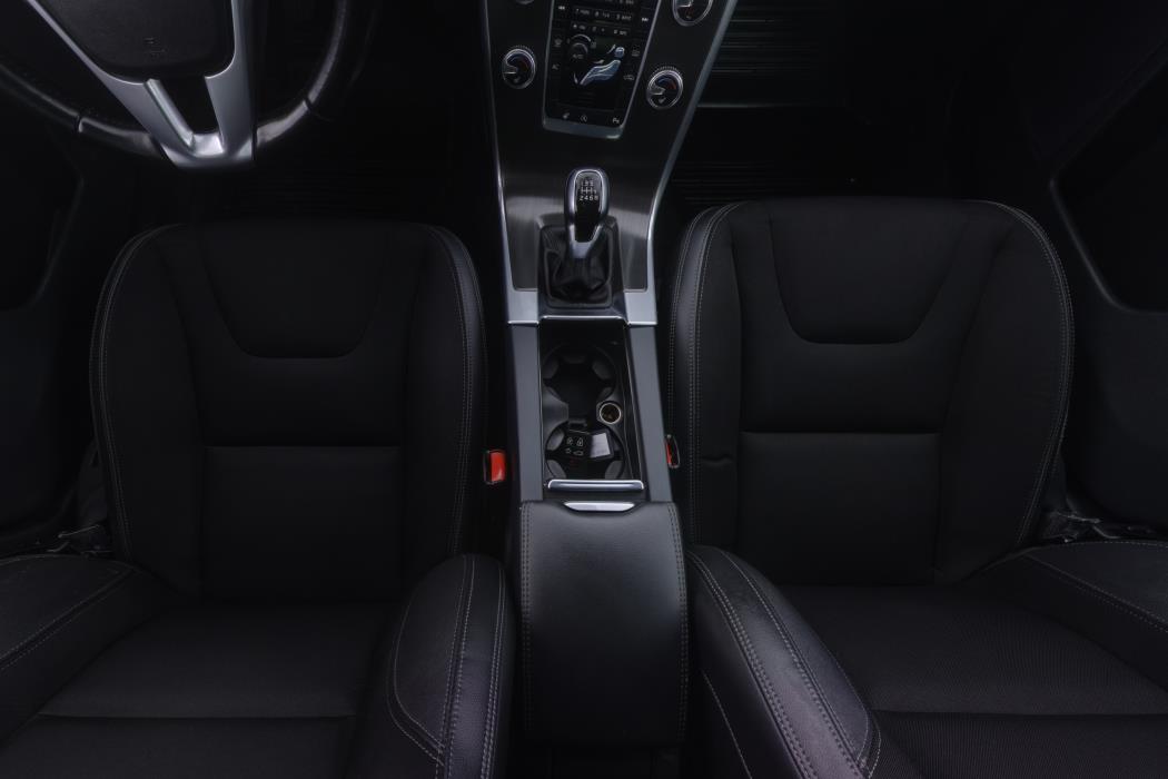 VOLVO XC60 2015