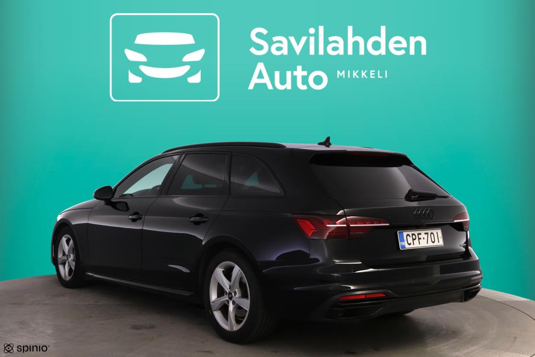 AUDI A4 2021