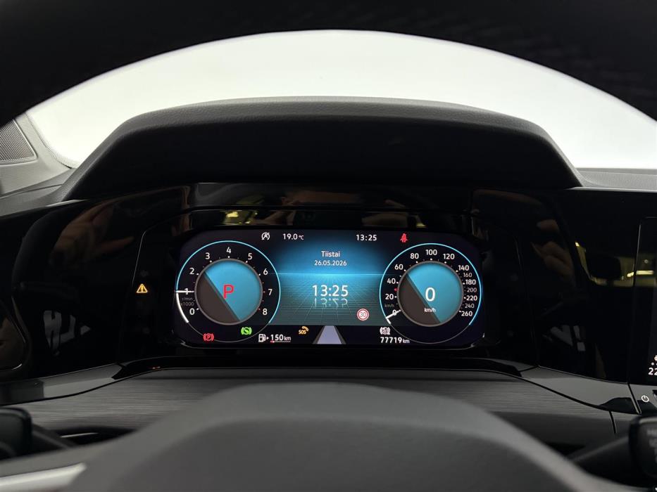 VOLKSWAGEN Golf 2021