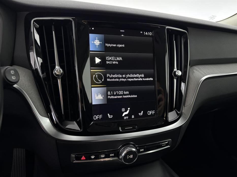 VOLVO V60 2021