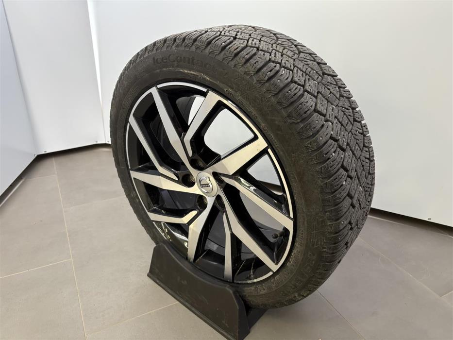VOLVO V60 2021