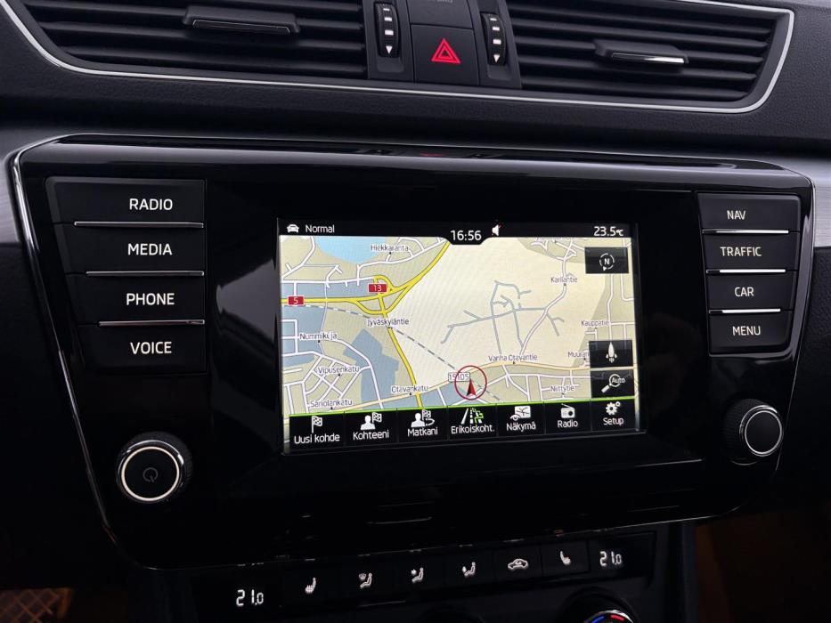 SKODA Superb 2015