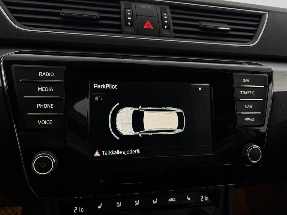 SKODA Superb 2015