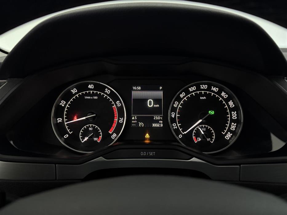 SKODA Superb 2015