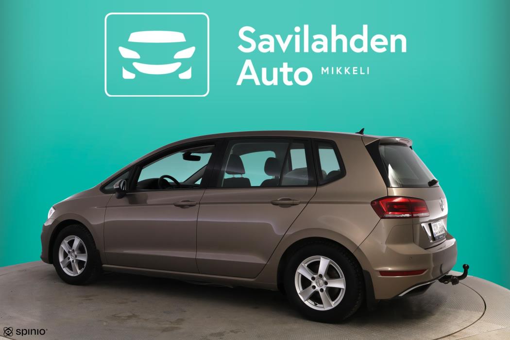 VOLKSWAGEN Golf Sportsvan 2018