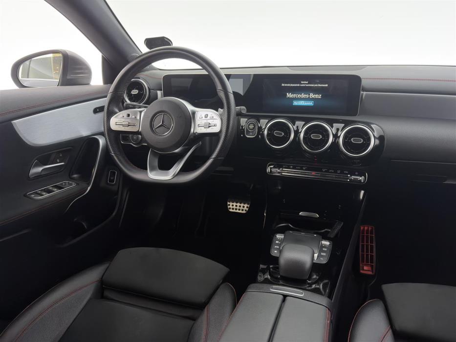 MERCEDES-BENZ CLA 2020