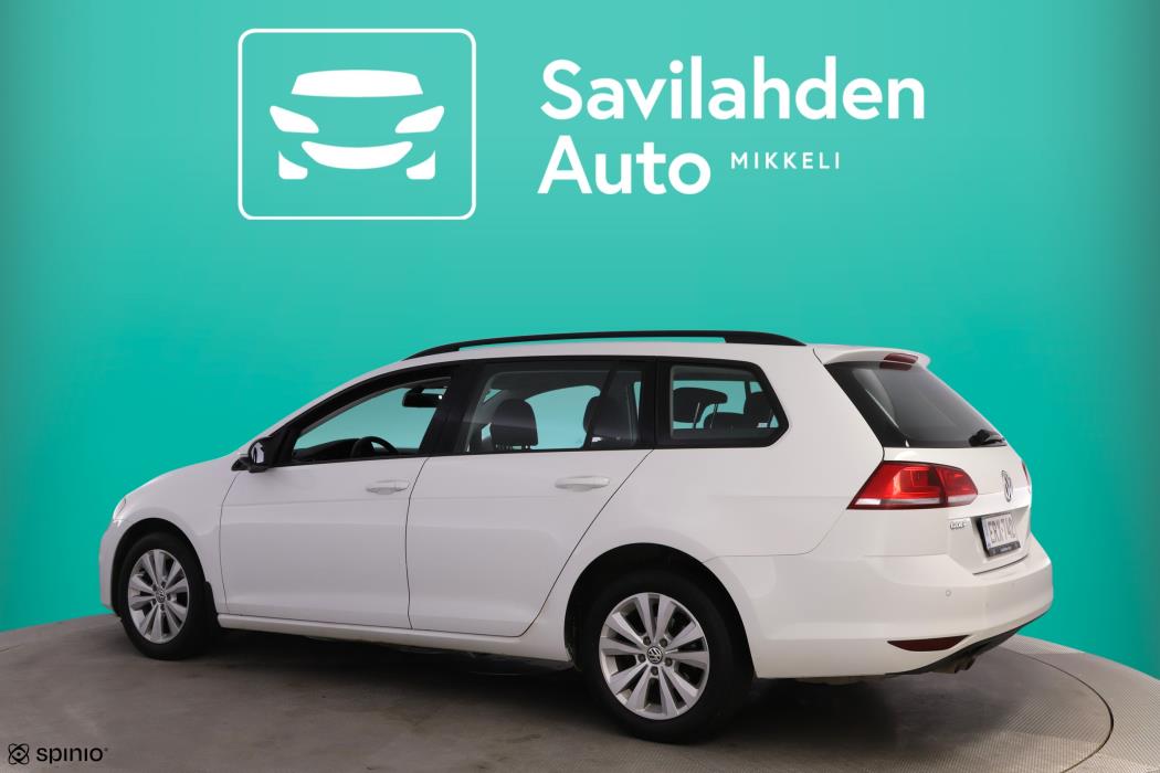 VOLKSWAGEN Golf 2015