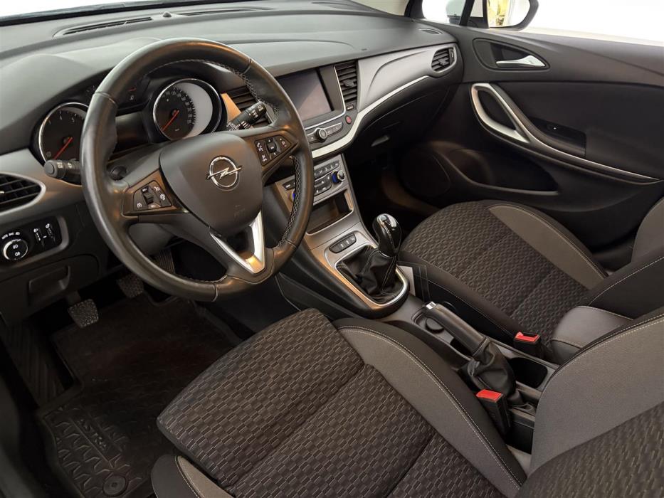 OPEL Astra 2020