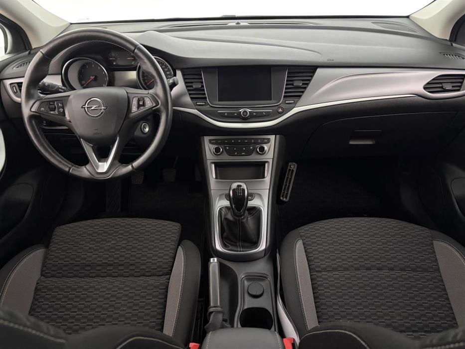 OPEL Astra 2020