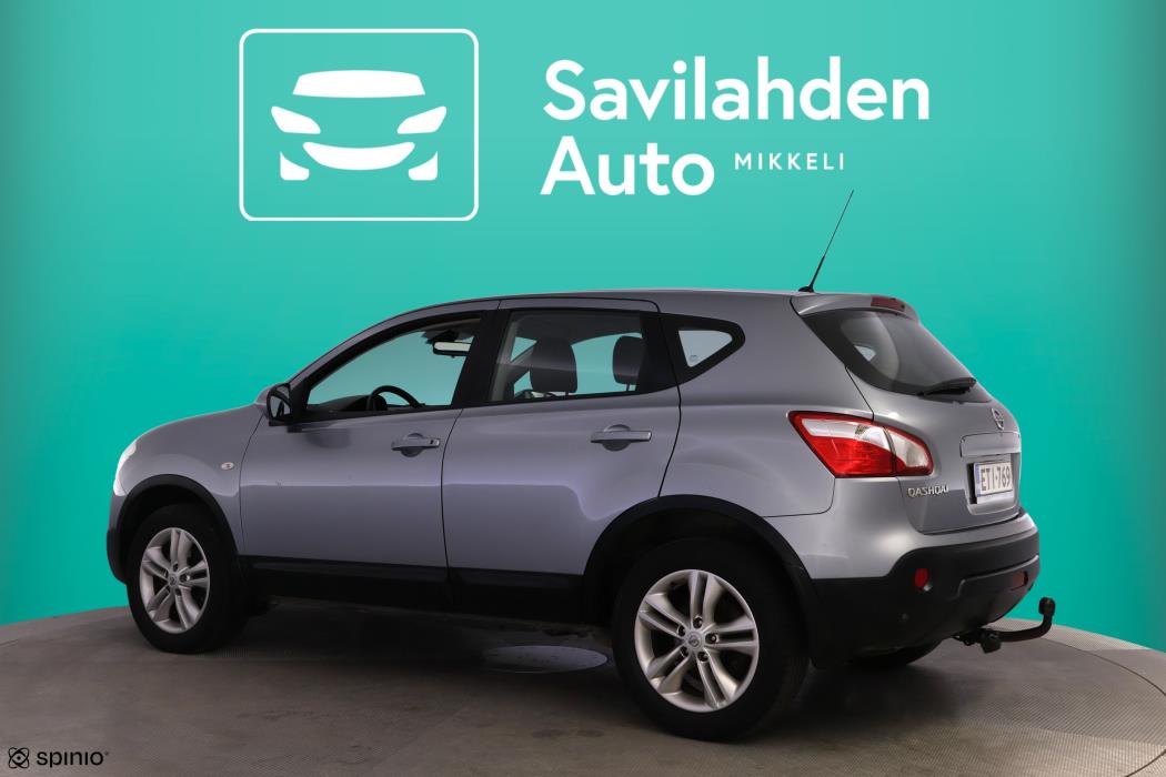 NISSAN Qashqai 2012