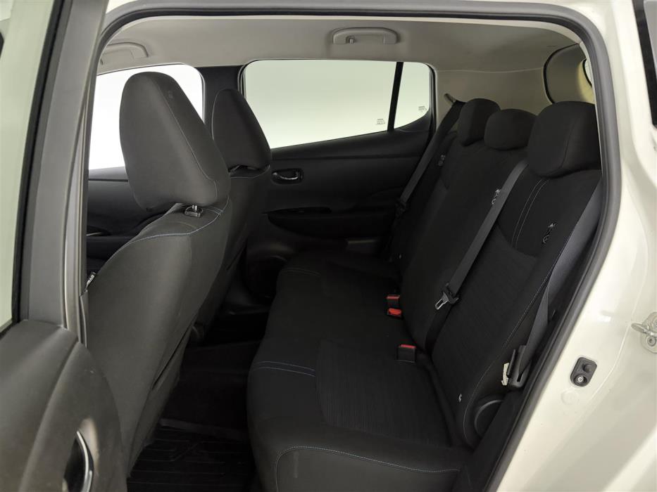 NISSAN Leaf 2021