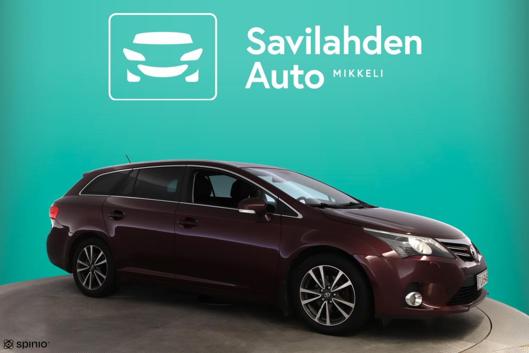 TOYOTA Avensis 2013