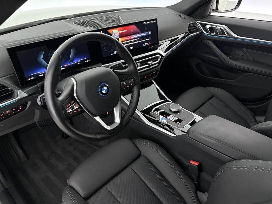 BMW i4 2023