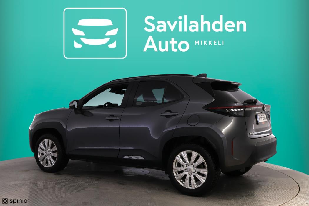 TOYOTA Yaris Cross 2024