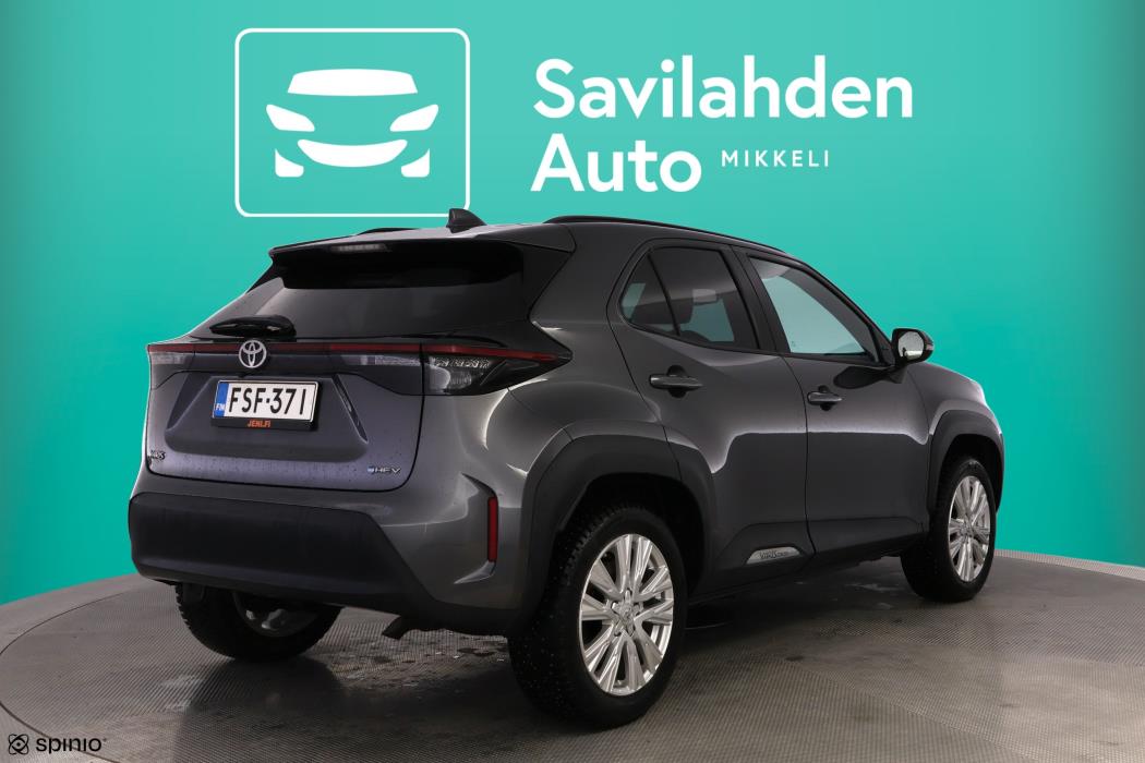 TOYOTA Yaris Cross 2024