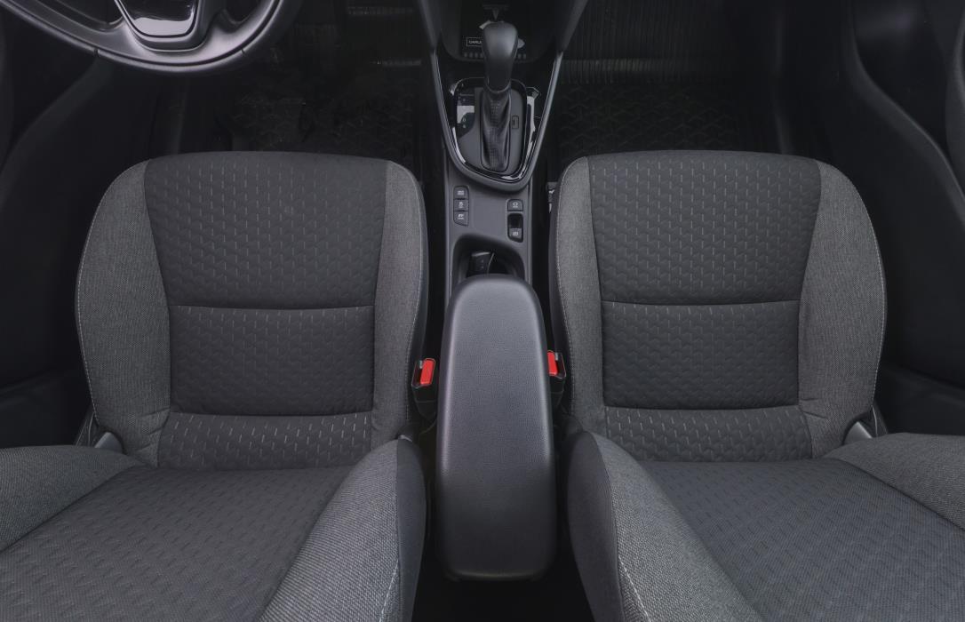 TOYOTA Yaris Cross 2024