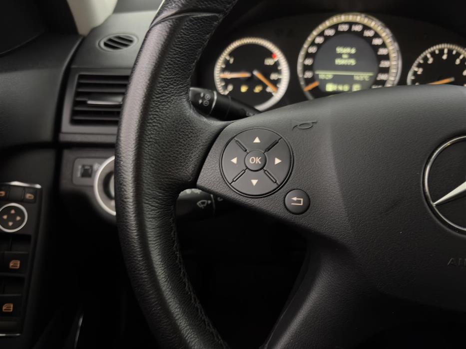 MERCEDES-BENZ C 2008
