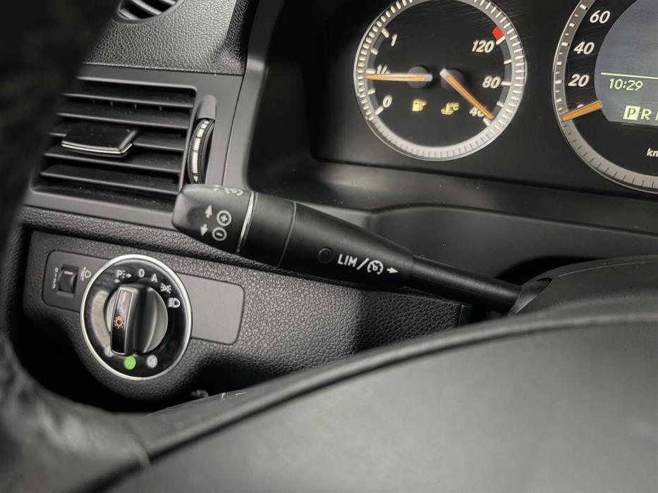 MERCEDES-BENZ C 2008