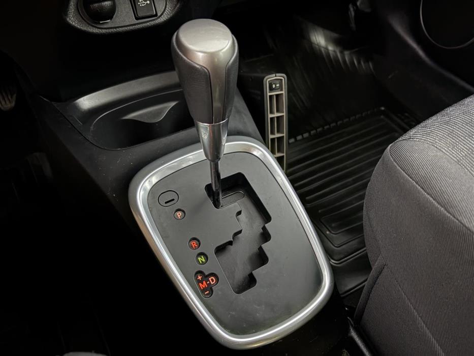Toyota Yaris 2016