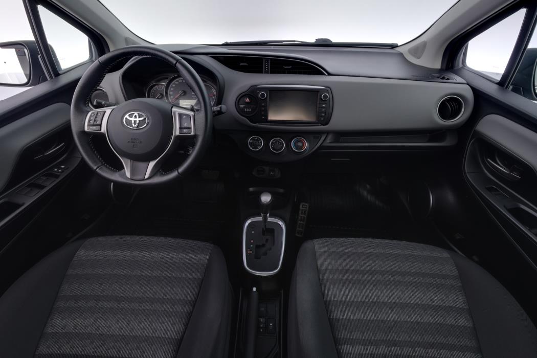 Toyota Yaris 2016
