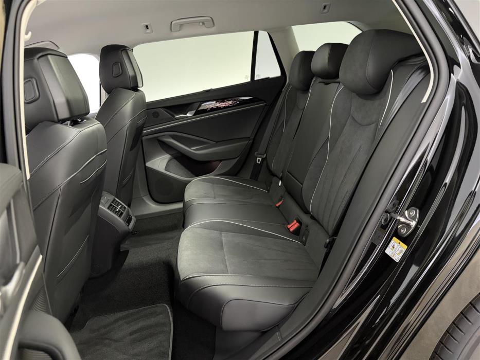 Volkswagen Passat 2025