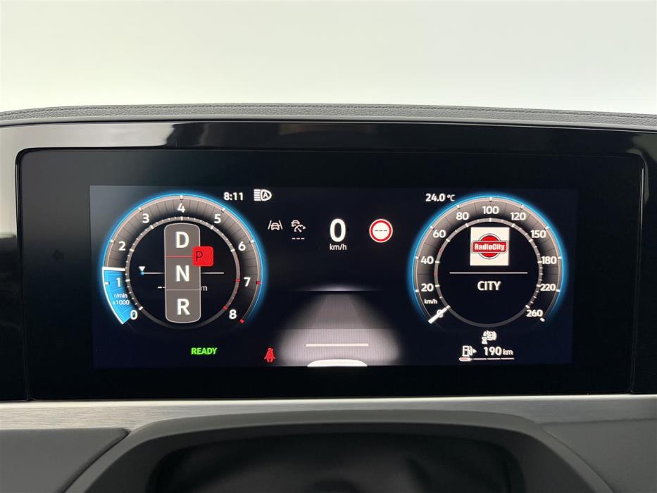 Volkswagen Passat 2025
