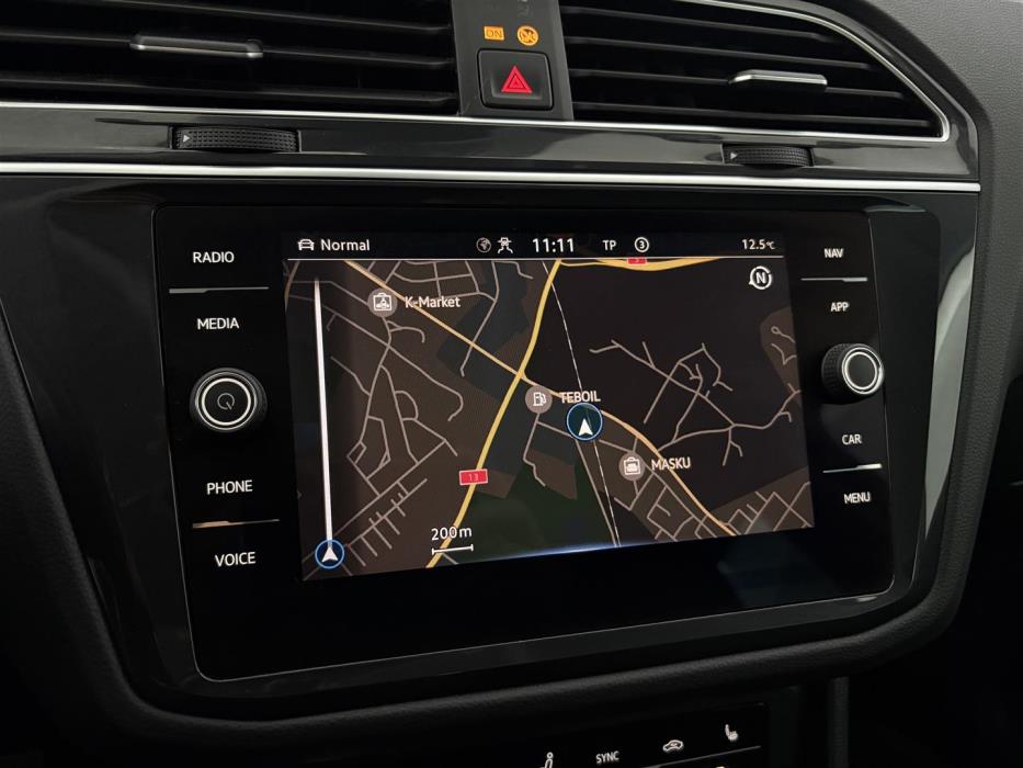 VOLKSWAGEN Tiguan 2021
